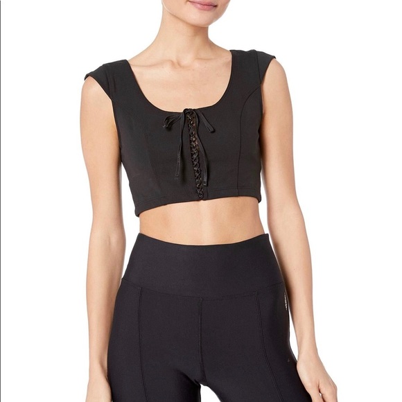 Free People Tops - 🆕 FREE PEOPLE MOVEMENT HIGH IN THE SKY CROP TOP